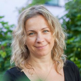 <p>Ирина Константи</p> <p>Ирина Константи</p>