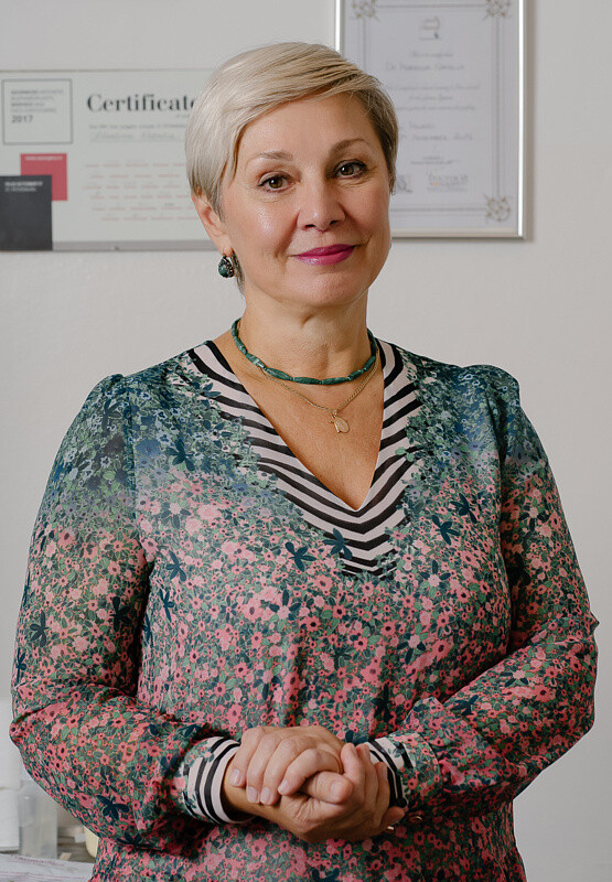 <p> </p> <p> </p>