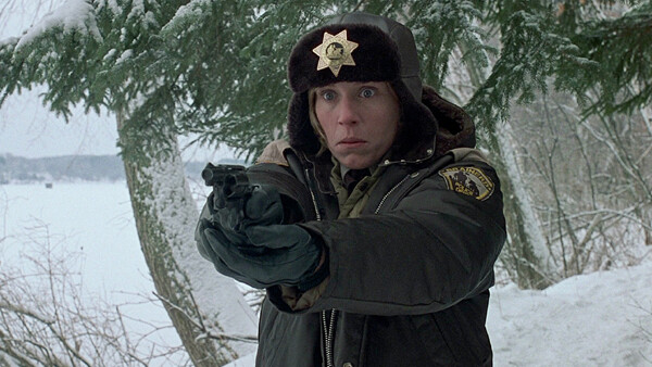 Фрэнсис Макдорманд, в роли Мардж Гандерсон в фильме « Фарго» (1996) Фрэнсис Макдорманд, в роли Мардж Гандерсон в фильме « Фарго» (1996)