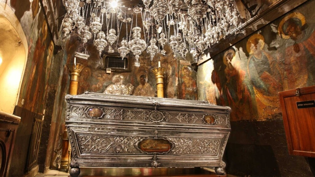 <p>Спиридон Тримифунтский</p> <p>Спиридон Тримифунтский</p>