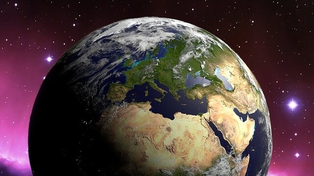 <p><i>В мире сейчас происходят глобальные перемены</i></p>
<p><i>В мире сейчас происходят глобальные перемены</i></p>