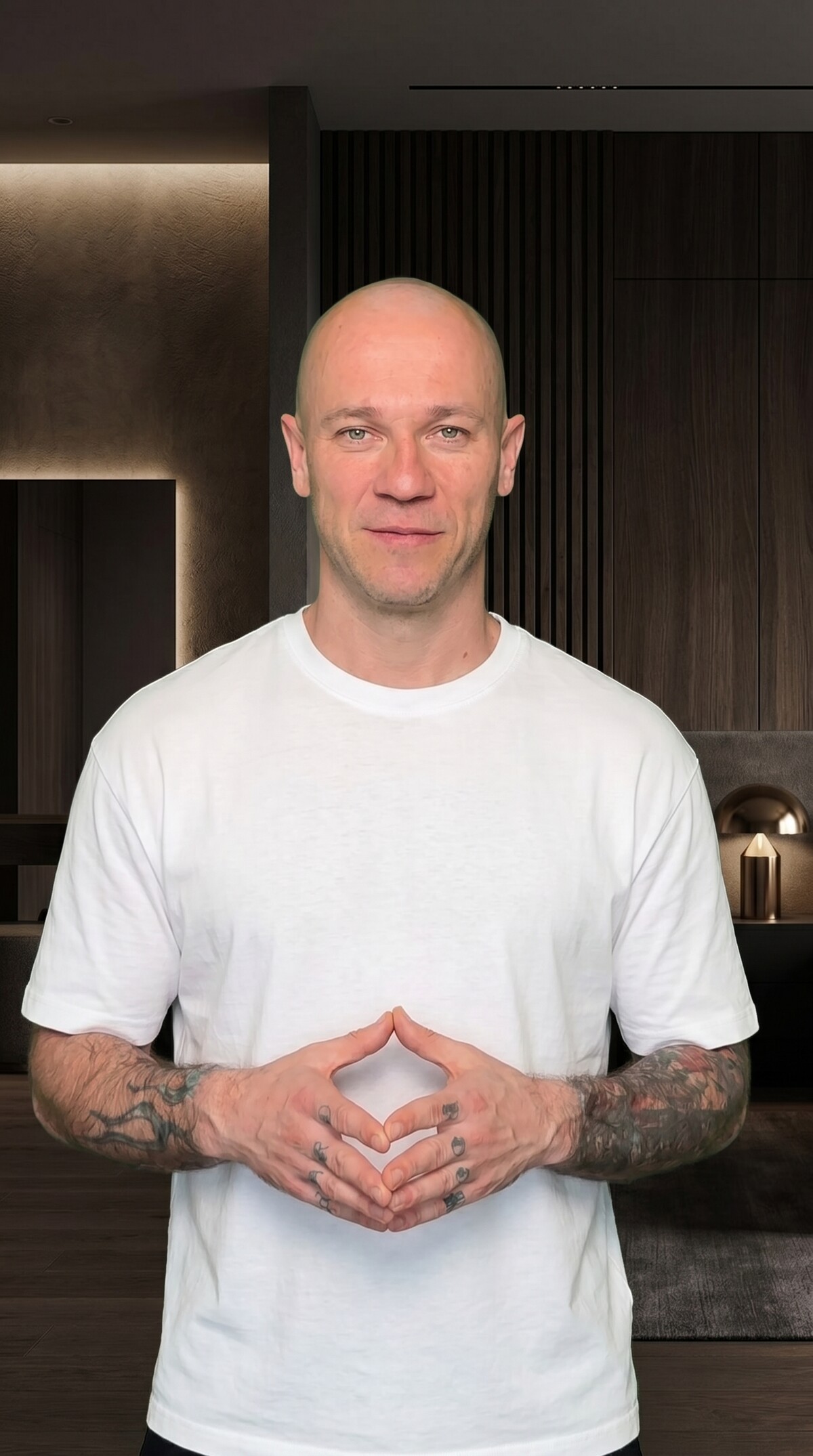 <p>		<strong>Автор Игры Роман Елизов</strong>	</p>