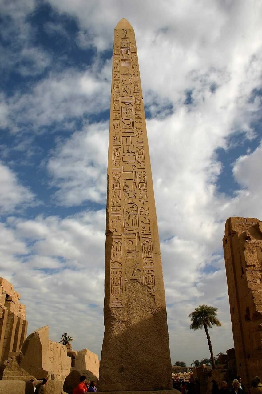 <p>Стелла Хатшепсут</p>